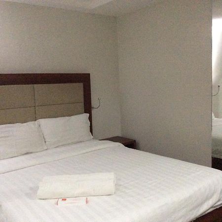 Cherry Midtown Hotel Olongapo Zimmer foto