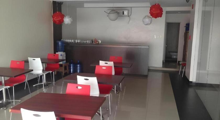 Cherry Midtown Hotel Olongapo Exterior foto