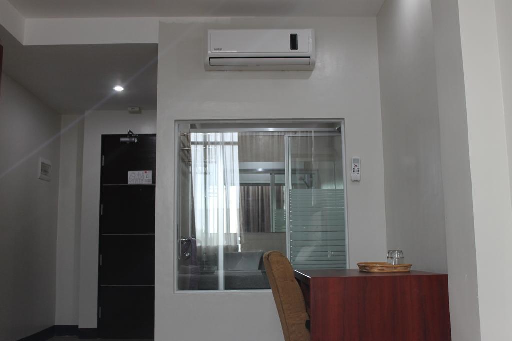 Cherry Midtown Hotel Olongapo Zimmer foto