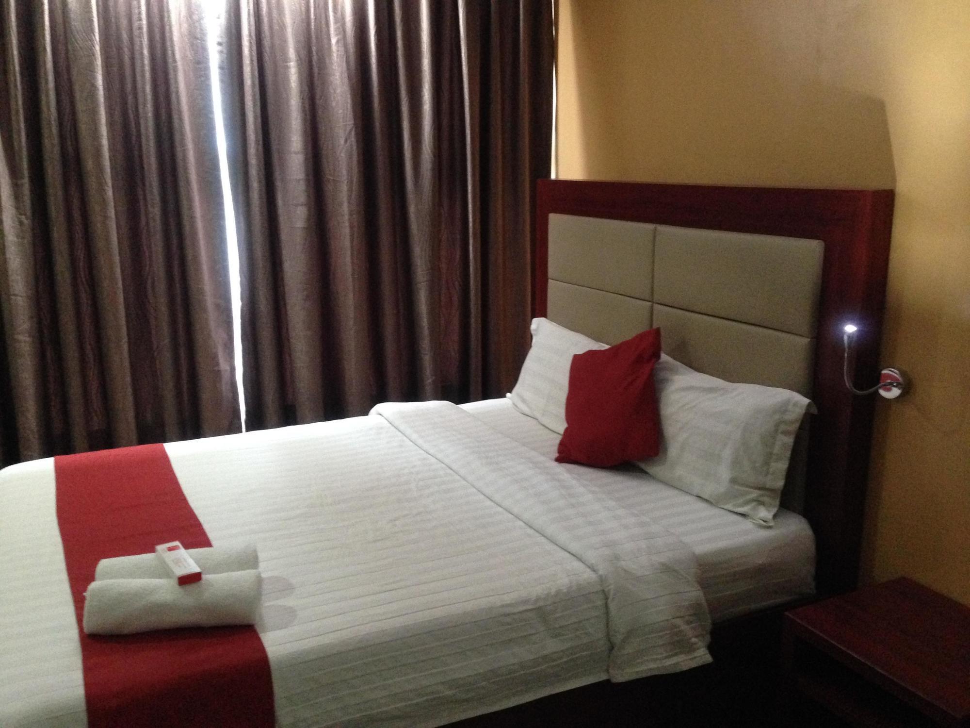 Cherry Midtown Hotel Olongapo Exterior foto